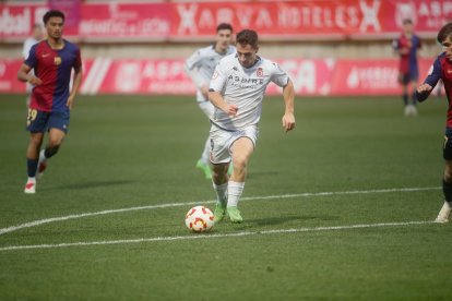 El partido con el que arrancó el año en el Reino de León finalizó en tablas (1-1) y con ambiente en la grada.