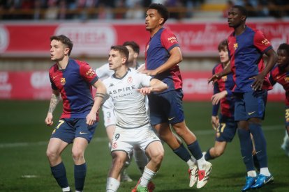 El partido con el que arrancó el año en el Reino de León finalizó en tablas (1-1) y con ambiente en la grada.