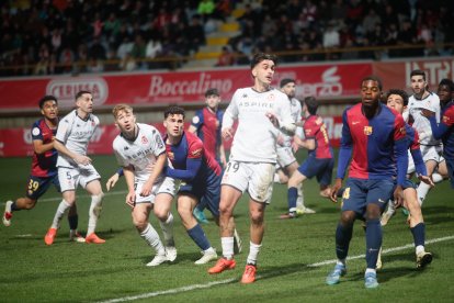 El partido con el que arrancó el año en el Reino de León finalizó en tablas (1-1) y con ambiente en la grada.
