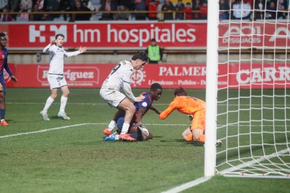 El partido con el que arrancó el año en el Reino de León finalizó en tablas (1-1) y con ambiente en la grada.