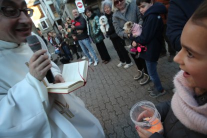 Bendición de los animales por San Antón en Cacabelos y Ponferrada