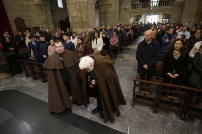 Bendición de los animales por San Antón en la plaza de San Marcelo en León.