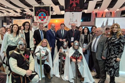 Foto de familia de la delegación berciana.