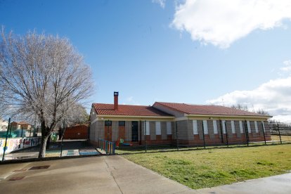 El colegio de Azadinos sumará cuatro aulas