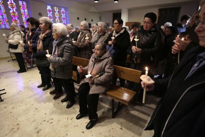 Bendición candelas y acto seguido una pequeña peregrinación.