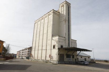 Silo de Santa María del Páramo