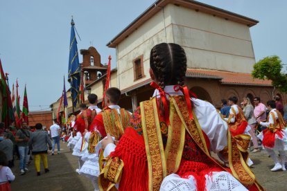 Los danzantes de Laguna de Negrillos.