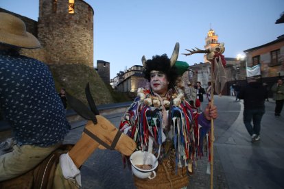 El desfile de Carnaval más tradicional de la capital berciana.