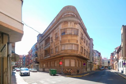 Edificio de la Maternidad Santa Ana reconocido en la categoría A del Movimiento Moderno por la Fundación Docomomo.