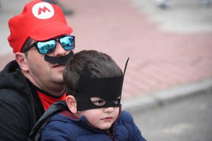 Camponaraya se disfraza en el domingo de Carnaval