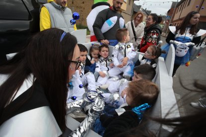 Camponaraya se disfraza en el domingo de Carnaval