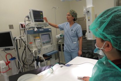 Niños y niñas del colegio La Anunciata visitan el Hospital San Juan de Dios de León.