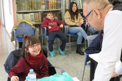 Niños y niñas del colegio La Anunciata visitan el Hospital San Juan de Dios de León.