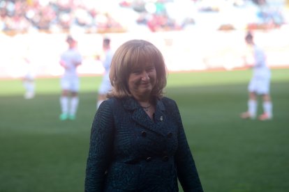 La grada del Reino de León se vuelca con su equipo de fútbol.