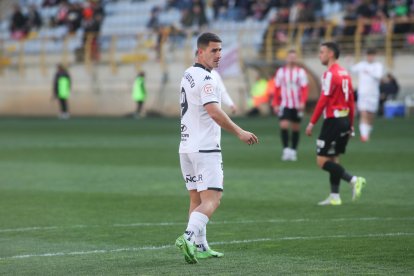 La grada del Reino de León se vuelca con su equipo de fútbol.
