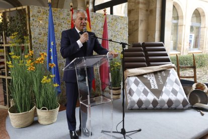 Inauguración del Salón Internacional del Chocolate de Astorga 2025.