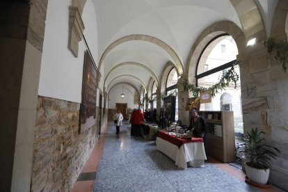 Inauguración del Salón Internacional del Chocolate de Astorga 2025.