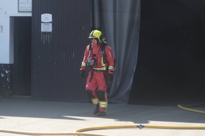 Incendio en el polígono de Onzonilla en León.