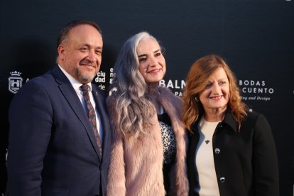 Asistentes a la jornada de inauguración del evento, con la puesta de largo de la nueva colección de Silvia Fernández.