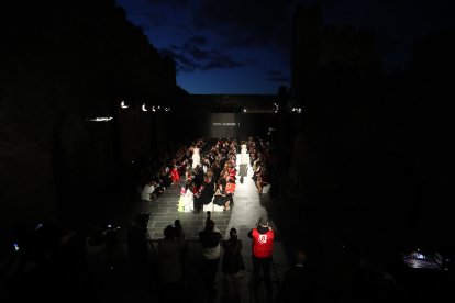 Asistentes a la jornada de inauguración del evento, con la puesta de largo de la nueva colección de Silvia Fernández.