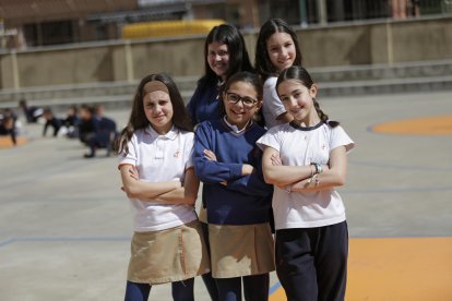 Un grupo de alumnas del colegio Divina Pastora de León, crean una iniciativa para prevenir el acoso escolar.