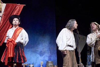 Una escena de la obra de teatro 'Estebanillo González, soldado y bufón'.