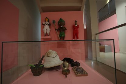 Piezas y escenografías del proyecto expositivo.