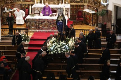 Los actos se celebraron en el interior de la Basílica de la Encina.