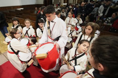 Miniprocesión de los más pequeños en Ponferrada.