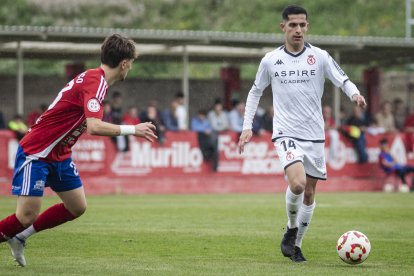 La fuerza de una afición valiente con más de medio centenar de culturalistas en el Municipal de Tarazona estuvo por encima del equipo.