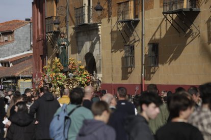 Procesión del Cristo del Gran Poder el Domingo de Ramos en León.