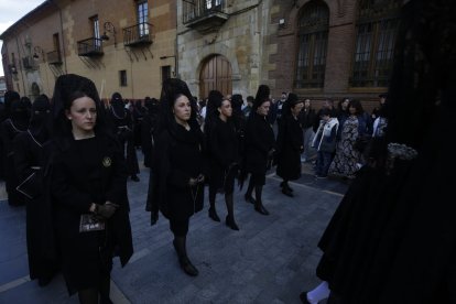 Procesión del Cristo del Gran Poder el Domingo de Ramos en León.
