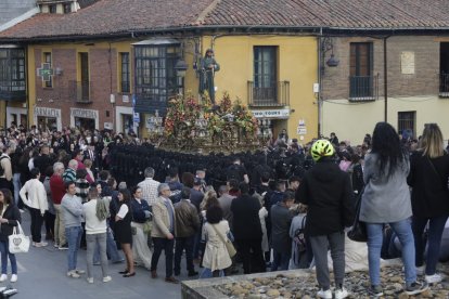 Procesión del Cristo del Gran Poder el Domingo de Ramos en León.