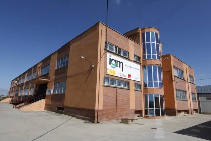 El edificio de oficinas del IGM CSIC-ULE en Grulleros.