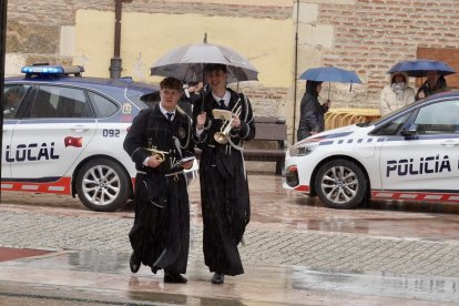 Spensión de la procesión organizada por la Cofradía del Santo Cristo del Desenclavo.