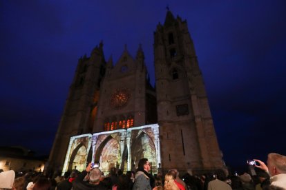 Proyección en la Catedral de León.