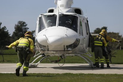 Reportaje de los bomberos forestales de Camposagrado. F. Otero Perandones.