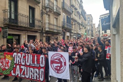 La hinchada culturalista estuvo muy por encima del equipo en el campo.