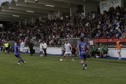 La hinchada culturalista estuvo muy por encima del equipo en el campo.