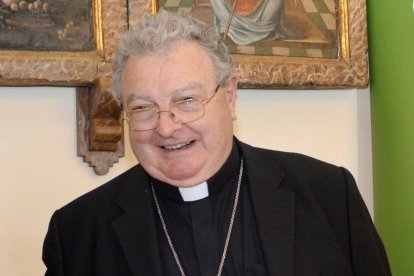 El obispo de Palencia Manuel Herrero.