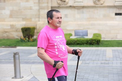 León corre por el párkinson.