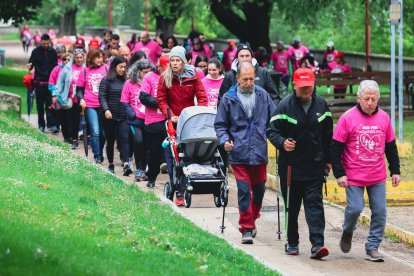 León corre por el párkinson.