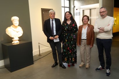 Presentación de la obra restaurada en el Museo de León.