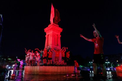 Guzmán festeja el final más bueno para la Cultural.