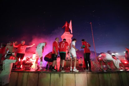 La Cultural celebra el ascenso a Segunda División en Guzmán.