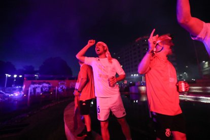 La Cultural celebra el ascenso a Segunda División en Guzmán.