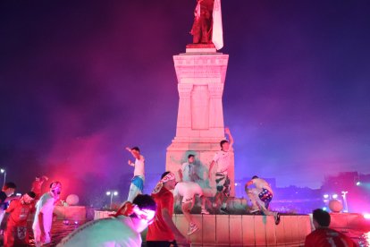 La Cultural celebra el ascenso a Segunda División en Guzmán.