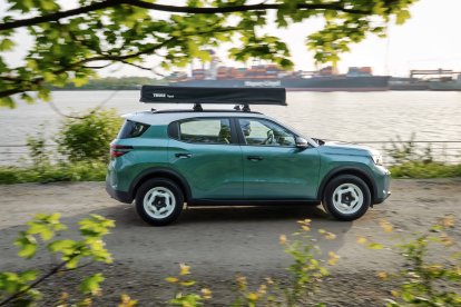 Opel Frontera.