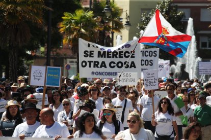 Marea blanca para pedir una Sanidad digna en el Bierzo.