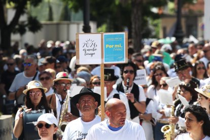 Marea blanca para pedir una Sanidad digna en el Bierzo.
